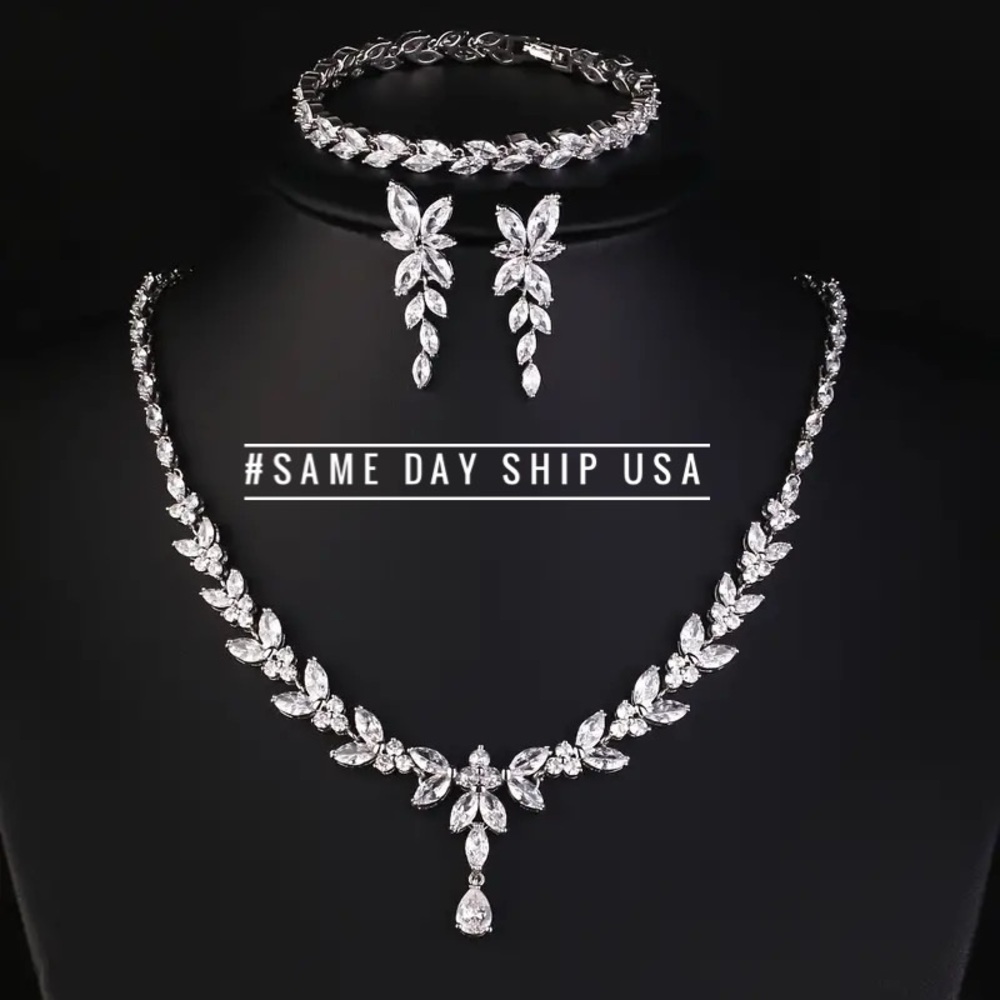 Silver Crystal Bridal Necklace Earrings Bracelet Rhinestone Wedding Jewelry Set